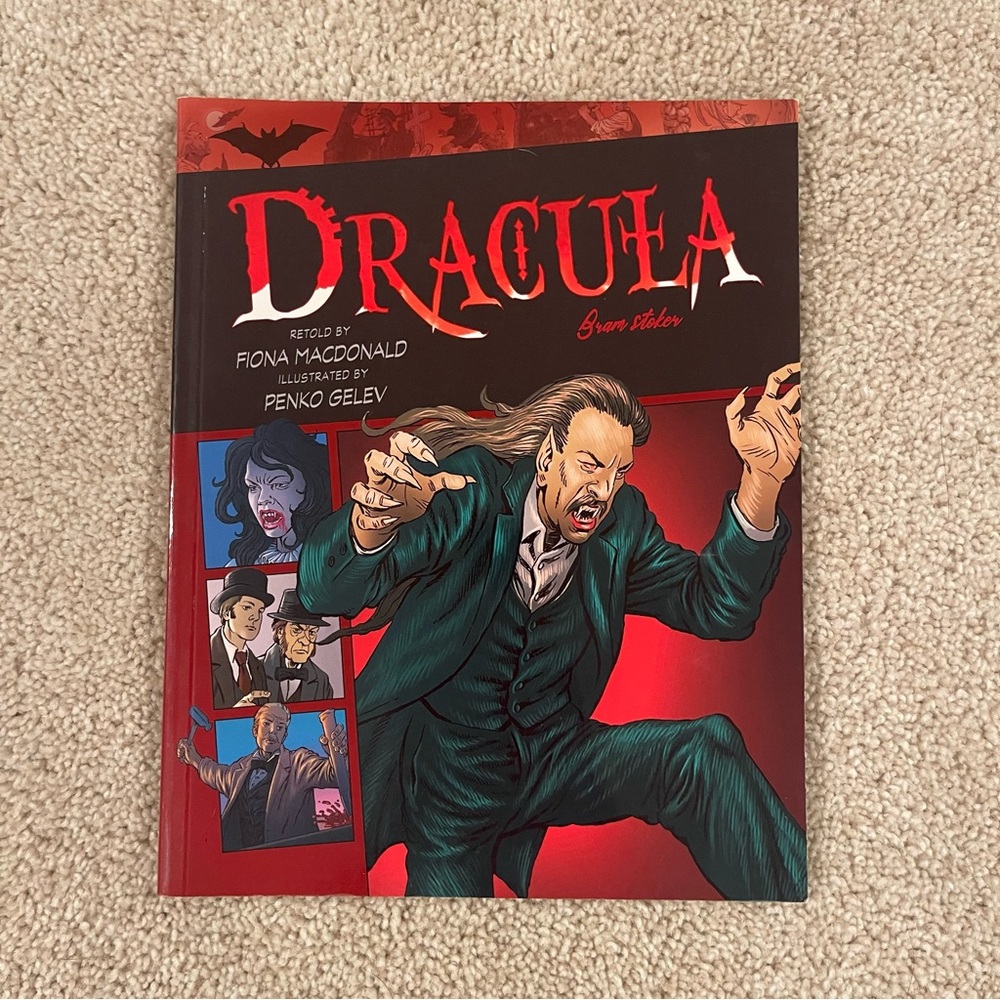 Dracula Graphic Novel NEW collectible 1st ed boys kids book gift Illustrated
